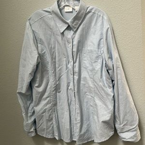 Women’s Lee Rider Blue and White pin-striped Button Down Shirt